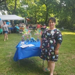 Meet your Posher, Deena